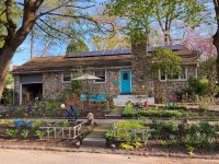 Front of house.jpeg (717 KB)